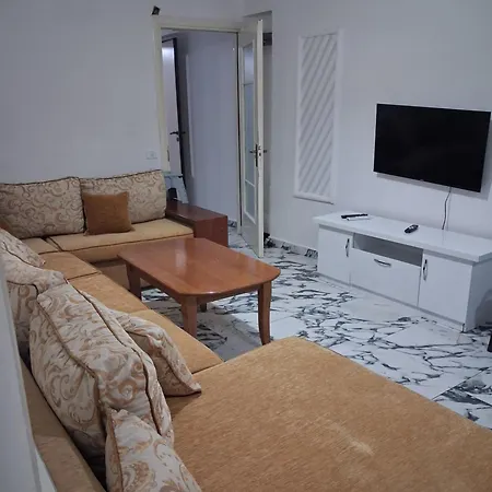 Hatija 3 Bed Lejlighed *