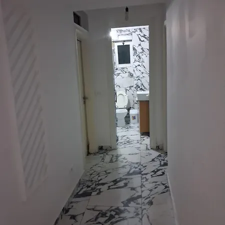 Hatija 3 Bed Lejlighed Durrës